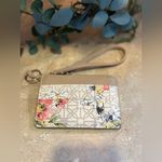 Unbranded made in Cambodia ID, card and cash keychain holder faux leather NWOT Photo 2