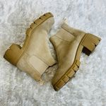 Steve Madden Howler Tan Suede Platform Booties Sz 8.5 Photo 0