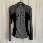 Athleta  Running Wild Half Zip Pullover 138805 Women’s  Size Small Photo 2