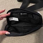 Lululemon Black NWT Hawaii  belt bag Photo 1