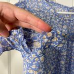 Iris women’s light purple ruffle sleeve button neck loose relaxed floral blouse Photo 4