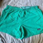 Patagonia Green Shorts Photo 0
