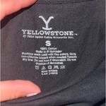Yellowstone women’s t Photo 1