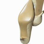 Coach NWD  Zan Pointed Toe Pumps Size 6.5B Tan & Black Leather Heels Photo 9