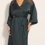 Soma  Women's Green Satin Lace Long Robe Size S/M Photo 0