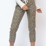 Le lis Pants Snake Print Denim Frayed Crop Casual Trendy Jeans Pattern Unique Photo 0