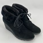 Donald Pliner Donald J Pliner Boots Women’s Sz 9.5 MAXXI Wedge Heeled Faux Fur Booties Black Photo 1