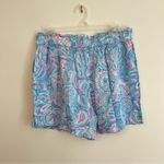Lilly Pulitzer  Kaylene Shorts - Zanzibar Blue Fish Kiss Size Medium Preppy Modal Photo 4