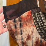 Signature Studio 🥦🥦🥦BOGOHO 🥦Sig. Studio Black and Brown Tie-Dye Blouse with Beaded Neckline-Small Photo 4