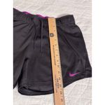 Nike  Shorts Women's size medium, athletic wear Photo 1