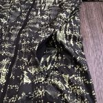 Nike  Running Lightweight Jacket Womens size XS Snakeskin Removable Hood-Vented Photo 4