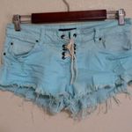 Billabong 7 30 Lite Hearted Ocean Foam Aqua Blue Raw Hem Distressed Jeans Shorts Photo 0