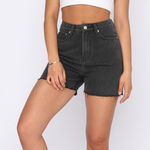 White Fox Boutique NWT  weekend go to  Jean short Photo 0