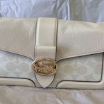 Coach Georgie Shoulder Bag In Signature Canvas c4067 Photo 0