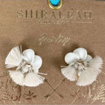 Anthropologie Shiraleah Chicago jewelry -  - Fleur stud earrings ivory flower NEW Photo 0