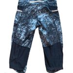 Athleta Splatter Be Free Knicker Capris size Small Photo 6