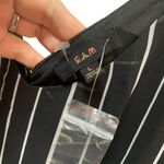 E&M Striped Romper Long Sleeve Chain Belt V Photo 4