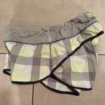 Lululemon Speed Short 2.5” Photo 3