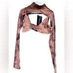 Pretty Little Thing Pretty Little Things Extreme Mock Neck Crop Long Sleeve Top & Matching Bra Sz 4 Photo 7