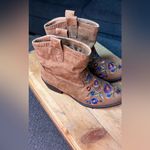 ALDO  Floral Embroidered Ankle Boots size 6 Photo 2