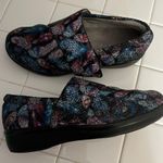 Alegria  lauryn clog feather weight slip on shoes cross strap size 40 Photo 0