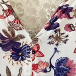 Umgee  white floral tunic lace detail back Photo 3