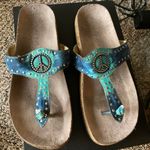 Madden Girl Peace Sign Sandals Photo 0