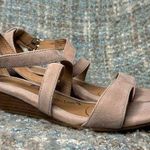 Soft Innis Strappy Wedge Heeled Sandals in Baywater Suede Size undefined Photo 0