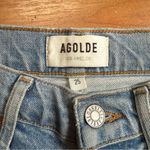 AGOLDE Riley High Rise Crop Straight Jeans in Shiver Size 25 Photo 6