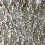 Fashion Bug  Women’s Beige and White Knit Pull Over Photo 3