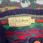 L.L.Bean Vintage Womens L Wool Cardigan Sweater Animals Butterfly Parrot Lion Photo 3