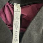 Lululemon Mapped Out High-Rise Tight 30” Black / maroon size 6 Photo 3