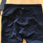 🌺 VINA Black Low Rise (8 in) Leggings, Mesh Panel Style Detail, Size S Photo 2