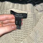 Urban Heritage  knit v neck sweater size small Photo 1