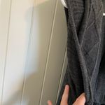 Susan Lawrence  women’s thick gray‎ knit acrylic open drapey vest sweater large Photo 2