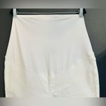 J.Crew NWT white maternity jean in signature stretch - Size 31 Photo 5