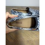 OluKai Pehuea Pa'i Women's Slip On Shoes Size 9 White Zigzag print indigo blue Photo 3