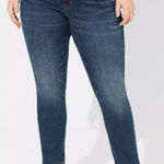 Torrid Women's Boyfriend Straight Vintage Stretch Mid-Rise Jean Sz 22XT Classic Photo 0