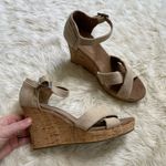 Toms Tan Canvas Cork Wedge 8 Photo 0