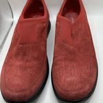 Covington Womens Size 7M Red Suede Leather Slip On Shoes Pre Owned Photo 0
