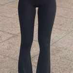 Aerie MEDIUM LONG OFFLINE Real Me High Waisted Crossover Flare Legging BNWT SIZE M 9 New with tags!  MEDIUM LONG OFFLINE Photo 0