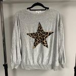 Hailey & Co. Gray Heather Velour Balloon Sleeve Sweatshirt with Leopard Star Sz L Photo 0