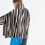 ZARA Knit Gray Black Zebra Short Sleeve Turtleneck Poncho Sweater Size Small Photo 1