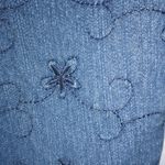 White Stag  8 Embroidered Jeans Capri Pull On Pants Photo 2