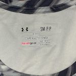 Under Armour Gray Fitted Exercise Shirt Size Small Photo 35