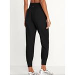 Old Navy high rise go-dry joggers size M petite black Photo 1