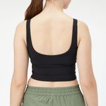 Vuori Daily Crop Tank Built-In Bra Black Large Photo 1