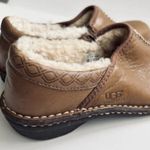 UGG  Bettey 1928 Shearling Lined Brown Leather Tan Slip-On Shoes Size 7 Photo 9