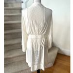 Soma  L/XL White Lace Insert Knee Length Long Sleeve Tie Waist Robe Photo 1