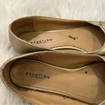 Kenneth Cole Reaction Quietly Flats Gold Photo 5